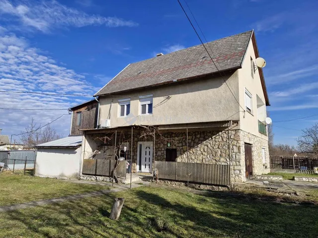 Eladó ház Kisbér 148 nm