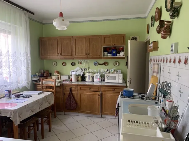 Eladó ház Szomód 140 nm