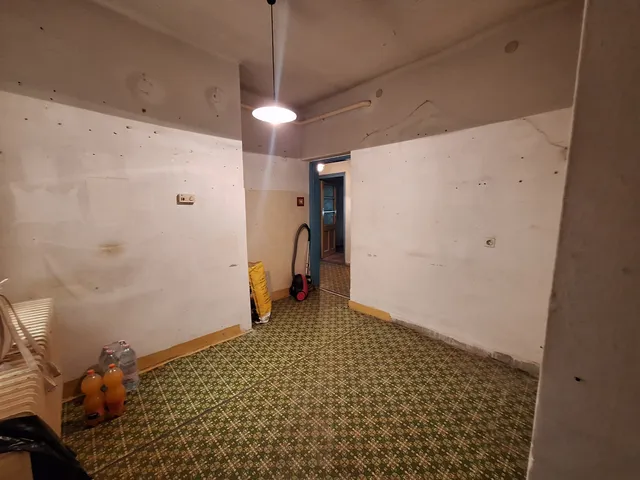Eladó ház Oroszlány 65 nm