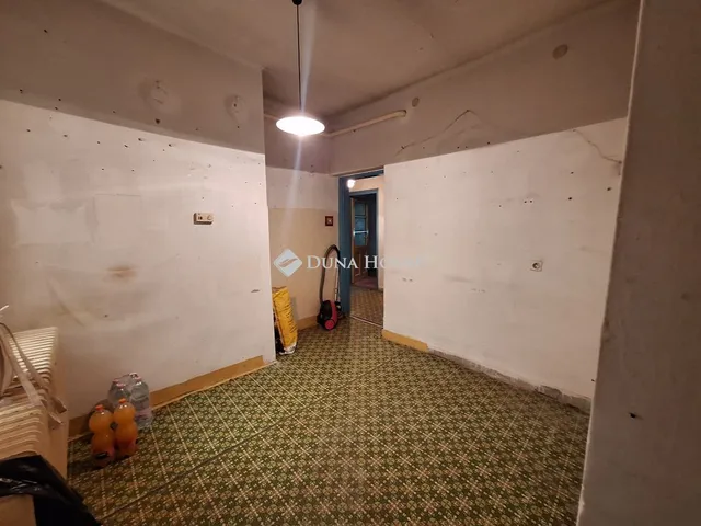 Eladó ház Oroszlány 65 nm