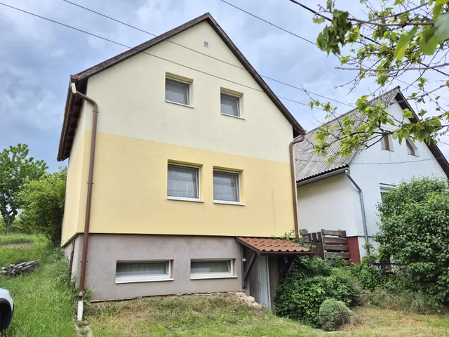 Eladó ház Mogyorósbánya 88 nm