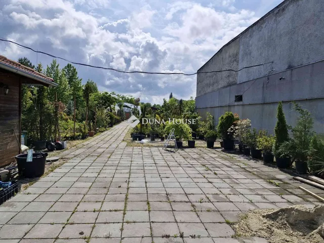 Eladó telek Komárom 1199 nm