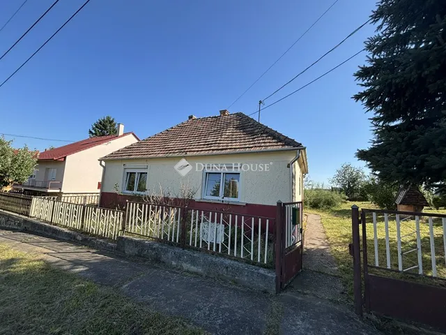 Eladó ház Vérteskethely 77 nm