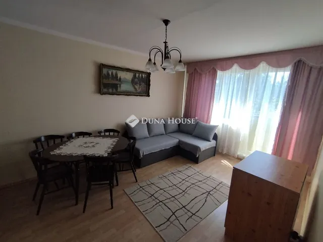 Kiadó lakás Tatabánya, Sárberki lakótelep 49 nm