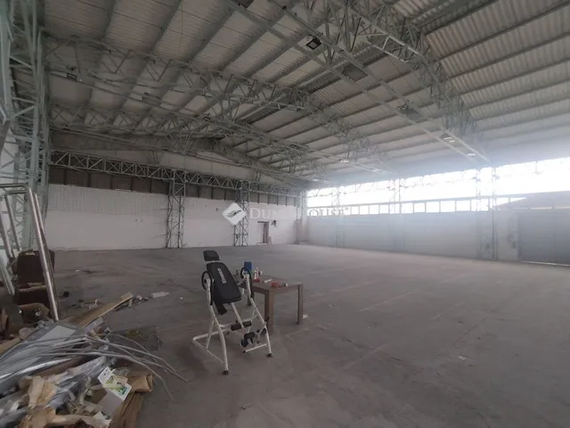 Kiadó kereskedelmi és ipari ingatlan Tatabánya, Környei út 960 nm