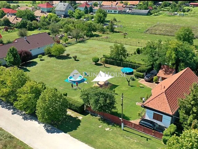 Eladó ház Újbarok 75 nm