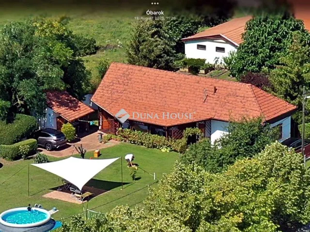 Eladó ház Újbarok, Vasút utca 75 nm