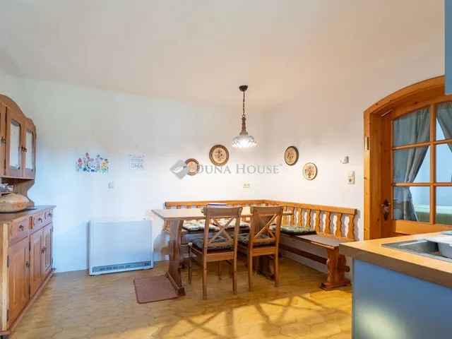 Eladó ház Újbarok, Vasút utca 75 nm