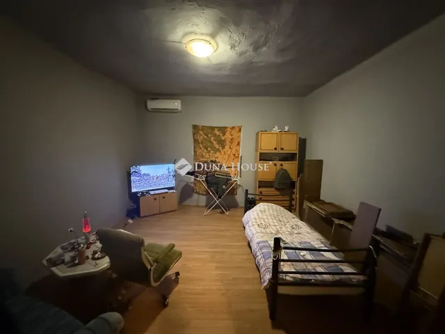 Eladó ház Tarján, Nincs utca 34 nm