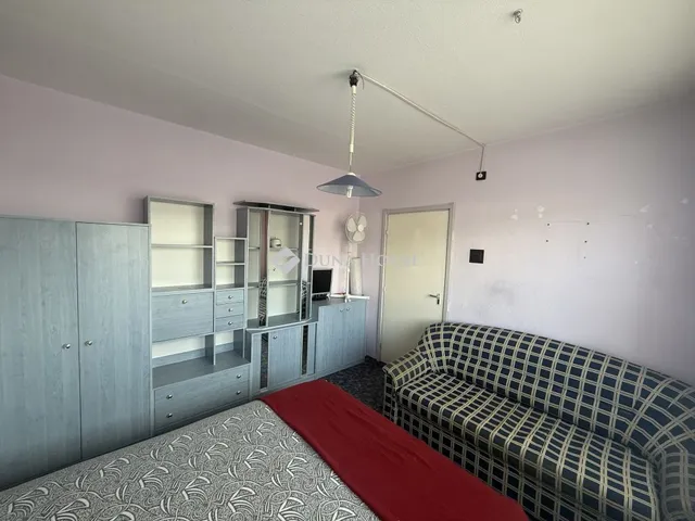 Eladó lakás Tatabánya, Sárberki lakótelep 53 nm