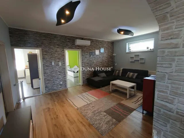 Eladó ház Pusztavám, Rákóczi Ferenc utca 107 nm