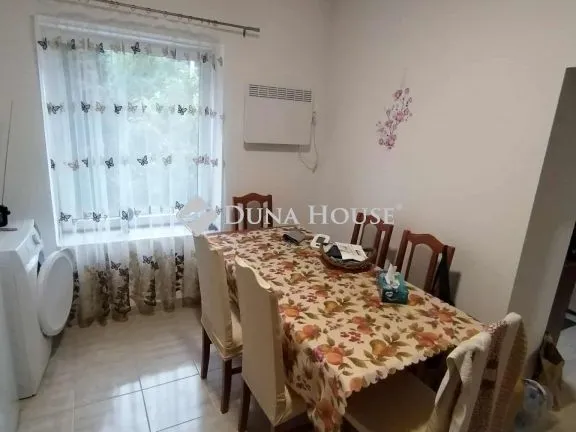 Eladó ház Óbarok, Iskola köz 114 nm