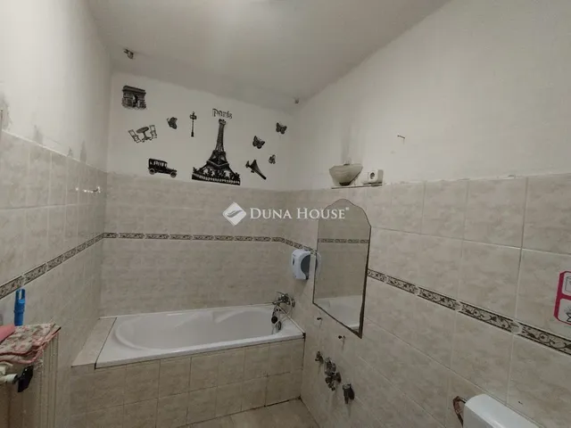 Eladó lakás Tatabánya, Dr. Vitális István utca 49 nm