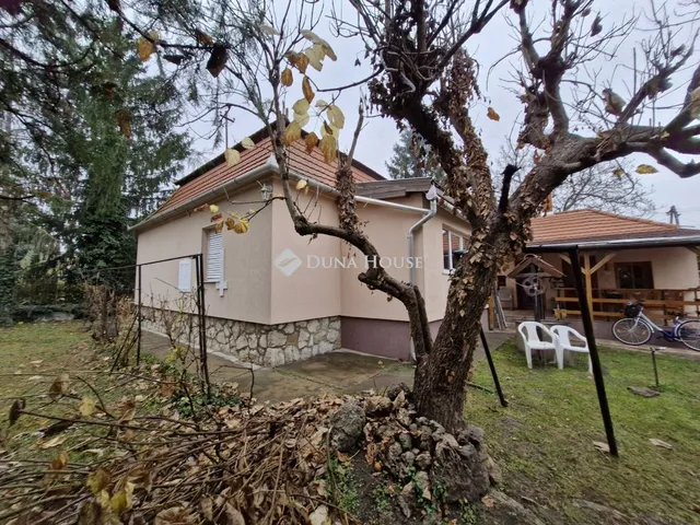 Eladó ház Komárom 100 nm