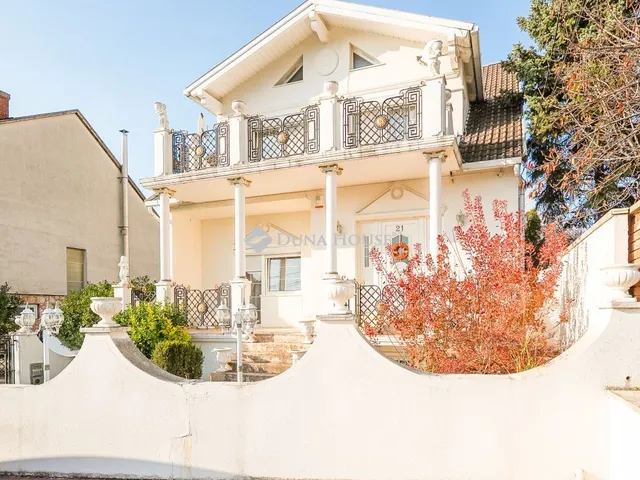 Eladó ház Vértesszőlős, Kánya utca 280 nm