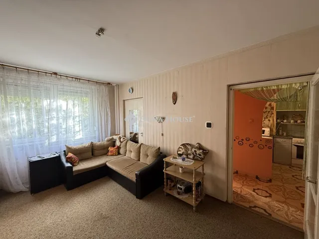 Eladó lakás Tatabánya, Ifjúság út 36 nm