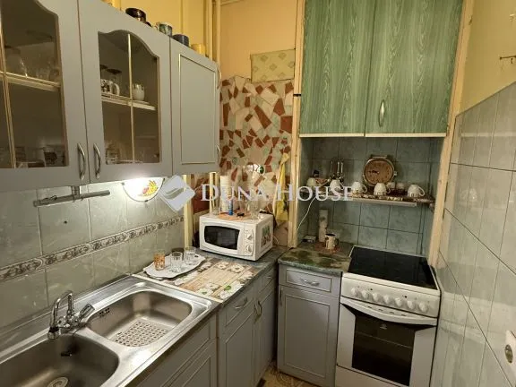 Eladó lakás Tatabánya, Ifjúság út 36 nm