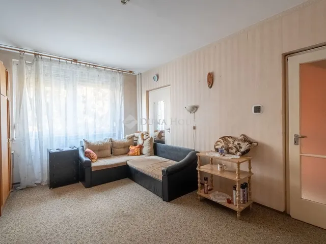 Eladó lakás Tatabánya, Ifjúság út 36 nm