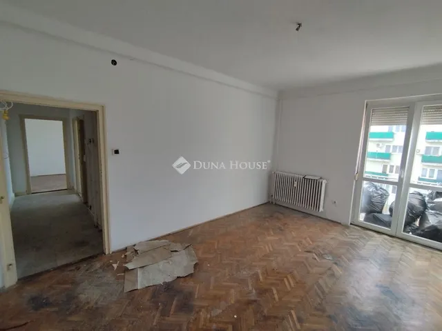 Eladó lakás Tatabánya, Molnár János utca 50 nm