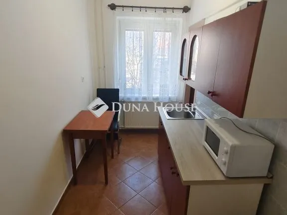 Kiadó lakás Oroszlány 35 nm