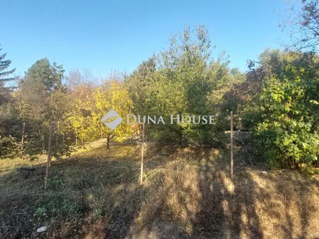 Eladó telek Tatabánya, András út 1081 nm