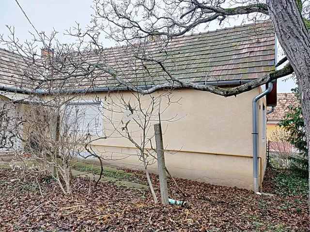 Eladó ház Szákszend 86 nm