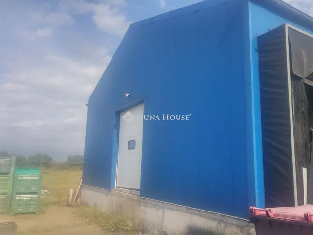 Eladó kereskedelmi és ipari ingatlan Körmend, Ipari utca 408 nm