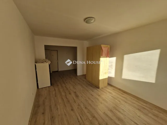 Kiadó lakás Komárom 53 nm