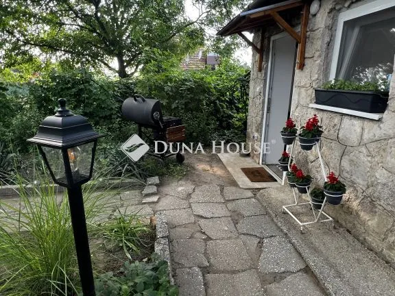 Eladó telek Környe 1125 nm