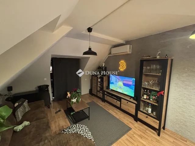 Eladó lakás Tatabánya 74 nm