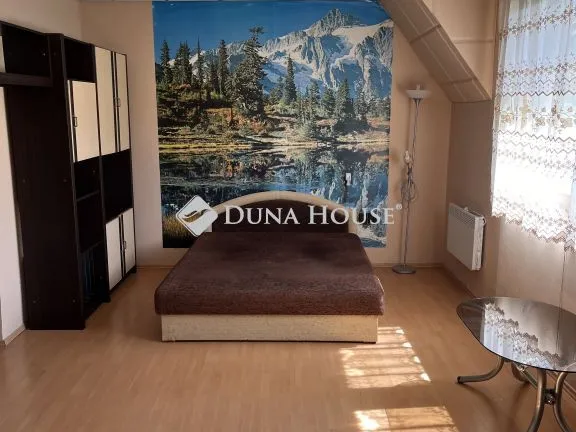 Eladó lakás Óbarok 62 nm