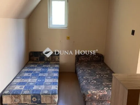 Eladó lakás Óbarok, Iskola köz 62 nm