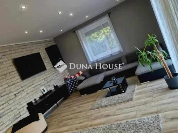 Eladó ház Tatabánya 104 nm