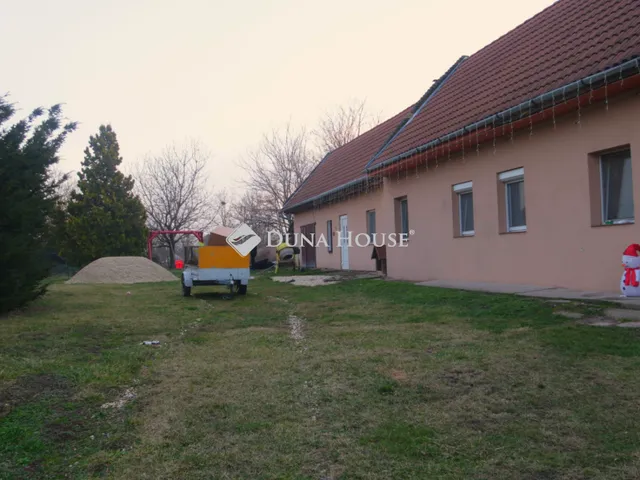 Eladó ház Mocsa, Csillag utca 100 nm