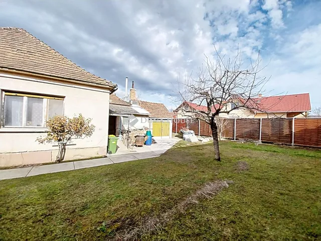 Eladó ház Tatabánya 86 nm