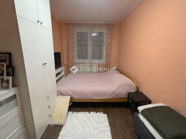 Eladó lakás Tatabánya, Bánhidai lakótelep 49 nm