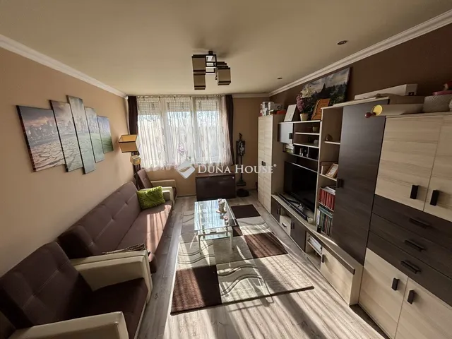 Eladó lakás Tata 49 nm