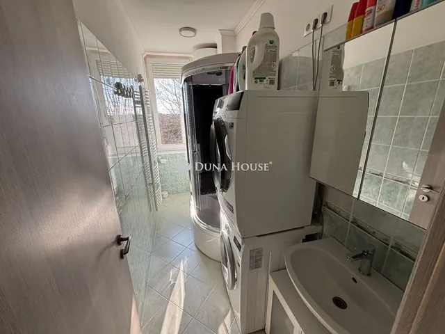 Eladó lakás Tata, Május 1. út 49 nm