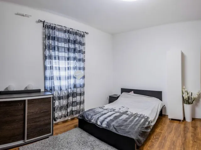 Eladó ház Tatabánya, Petőfi Sándor utca 90 nm