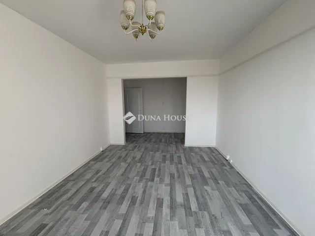 Eladó lakás Tatabánya, Sárberki lakótelep 53 nm