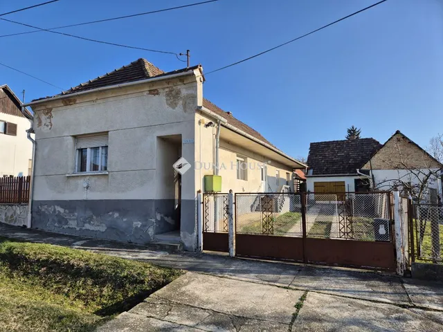 Eladó ház Környe 116 nm