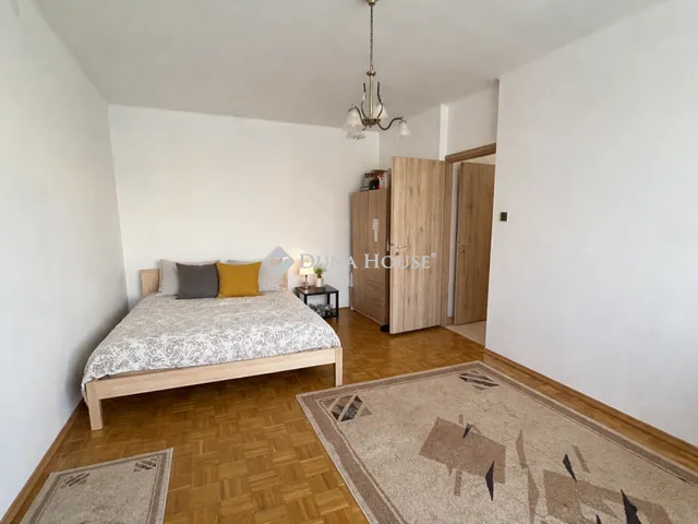 Kiadó lakás Tatabánya, Mártírok útja 43 nm