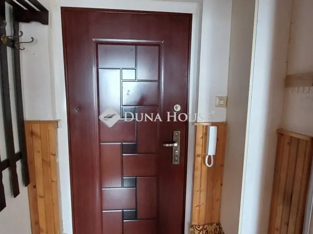 Eladó lakás Tatabánya, Gál István-lakótelep 63 nm