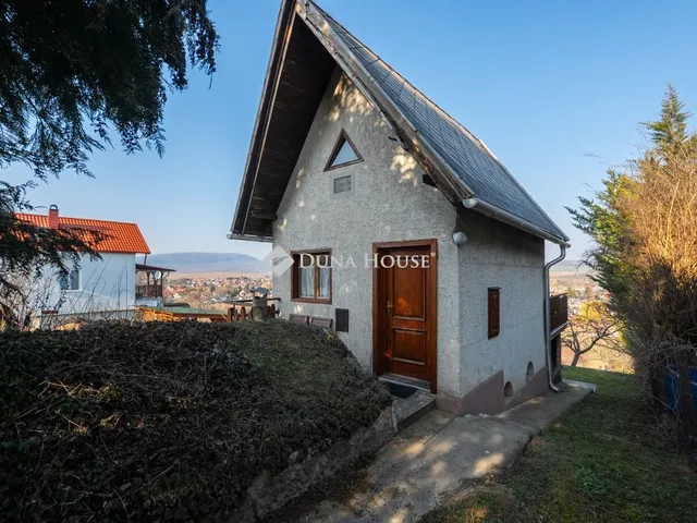 Eladó üdülő és hétvégi ház Tarján 34 nm