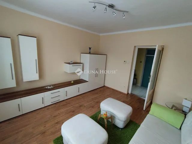 Eladó lakás Tatabánya 48 nm