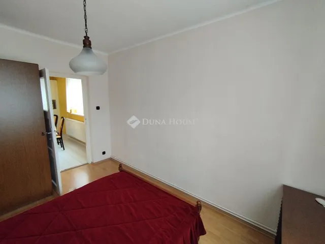 Eladó lakás Tatabánya, Blaha Lujza utca 48 nm