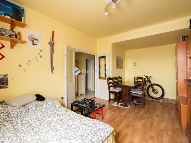 Eladó lakás Tatabánya, Esztergomi utca 33 nm