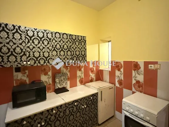 Eladó ház Tarján, Nincs utca 40 nm