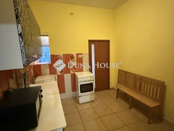 Eladó ház Tarján, Nincs utca 40 nm