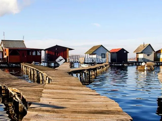 Eladó telek Oroszlány 811 nm